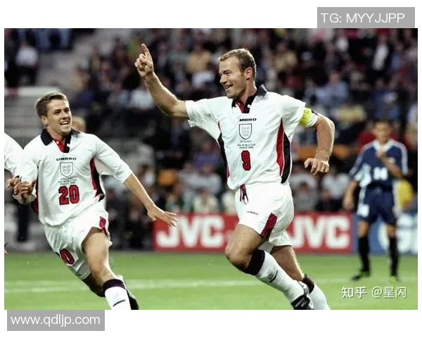 足球明星庆祝动作的魅力与创意解析让我们一起领略激情瞬间